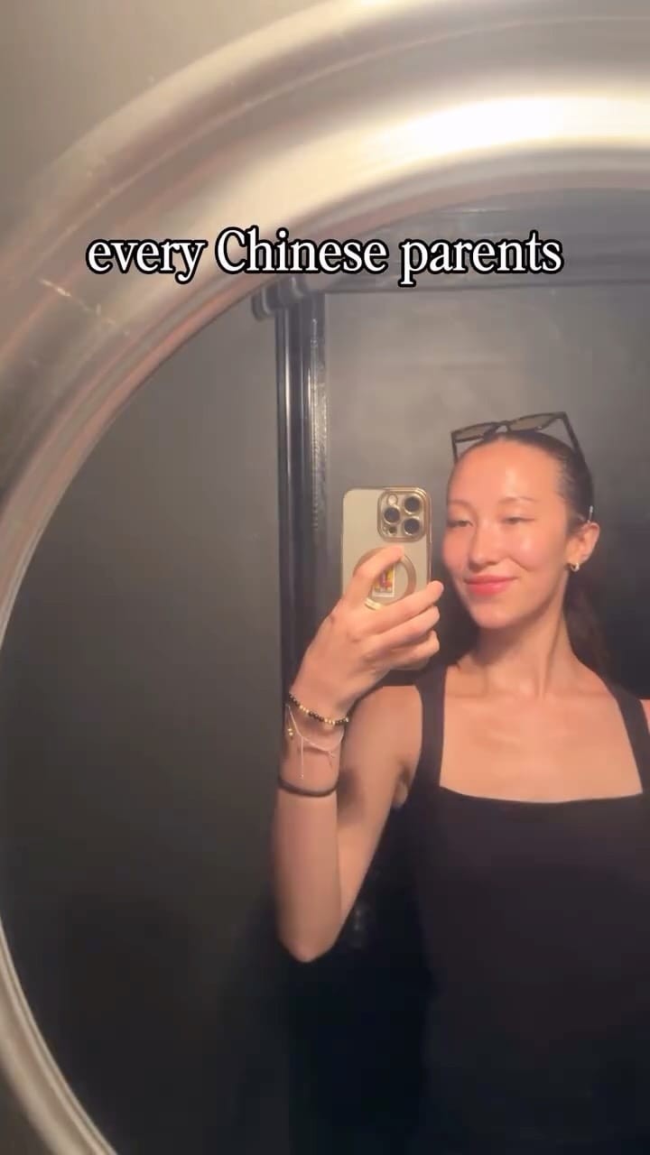Post 9 by Cybèle on Instagram (video)