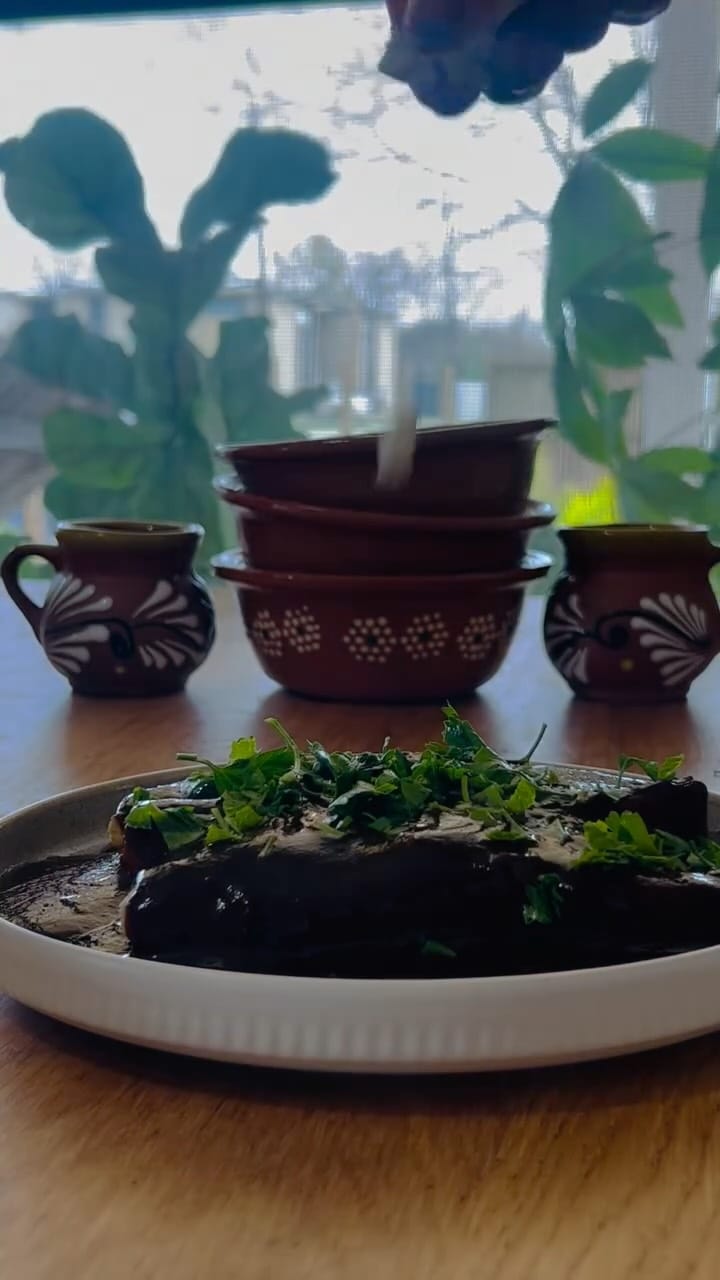 Post 8 by Monica Asencio on Instagram (video)