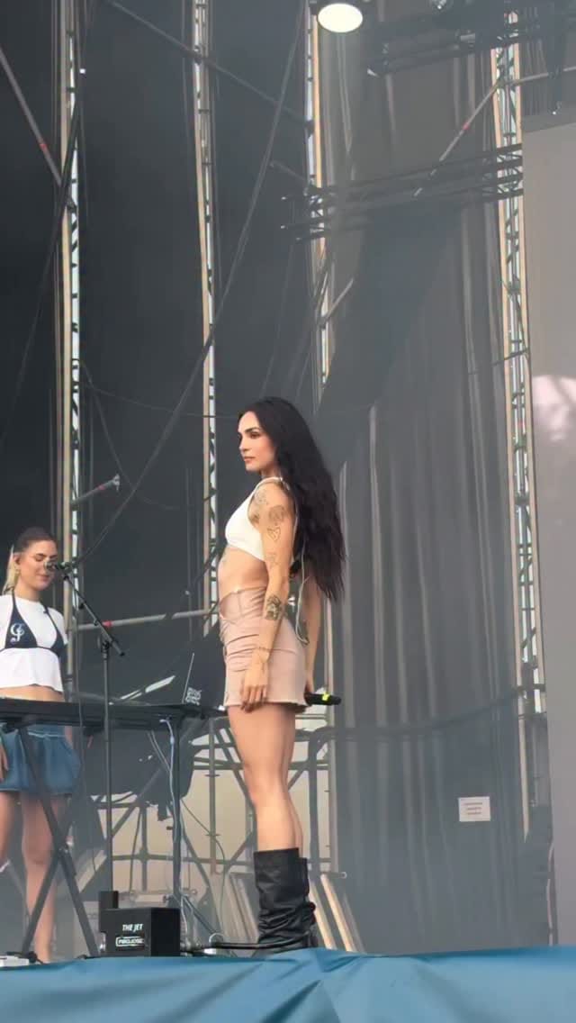 Post 3 by Natalia Lacunza on Instagram (video)