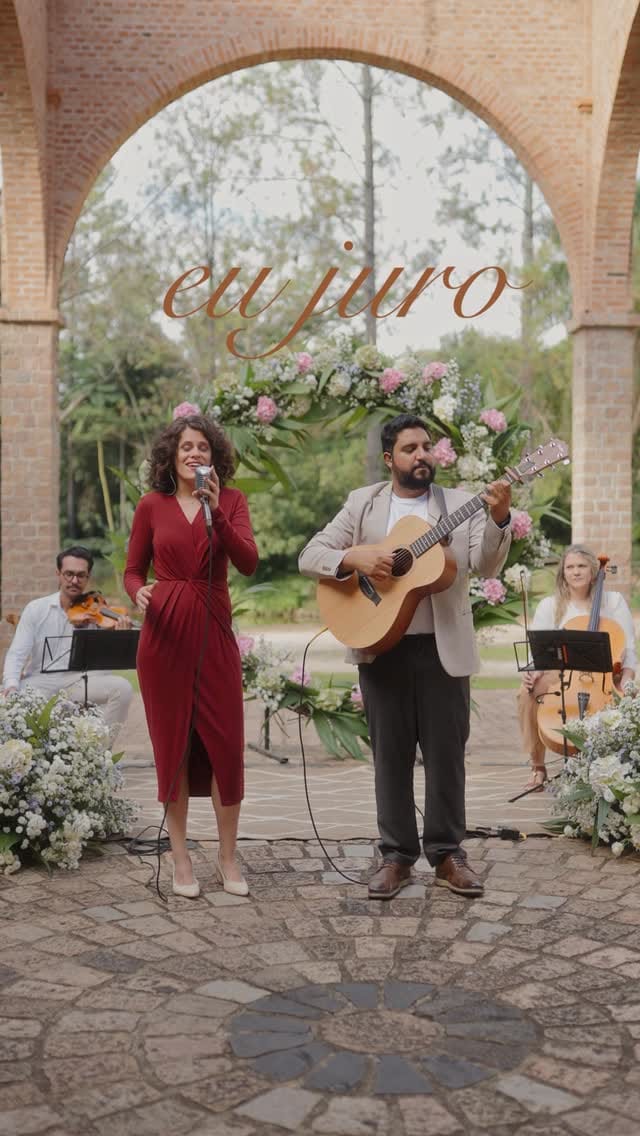 Post 4 by Poesis - Eventos Musicais | Música para Casar on Instagram (video)