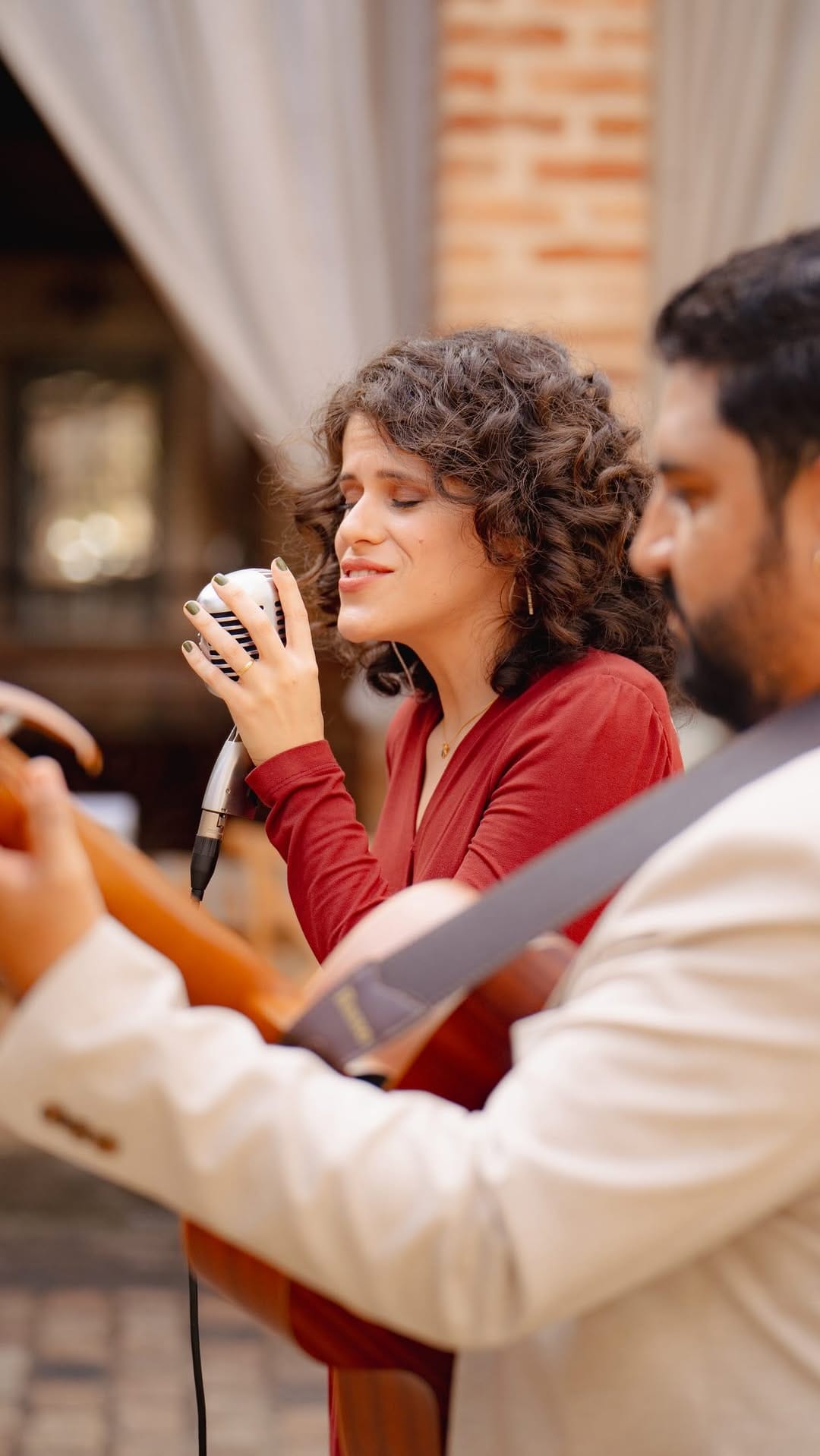Post 1 by Poesis - Eventos Musicais | Música para Casar on Instagram (video)