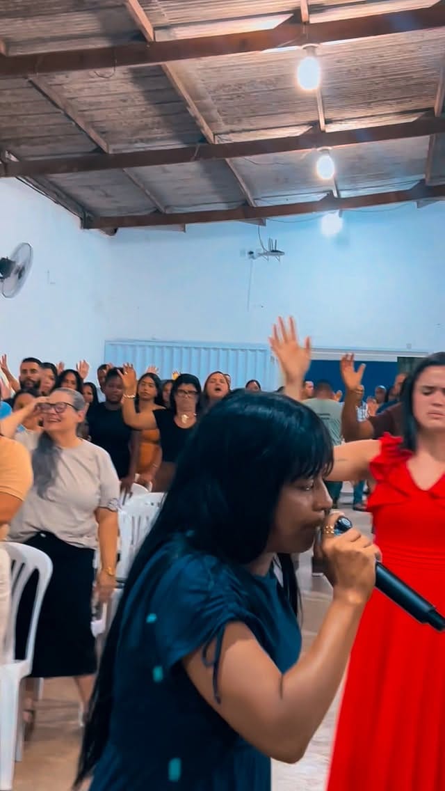Post 6 by Raquel Santos on Instagram (video)