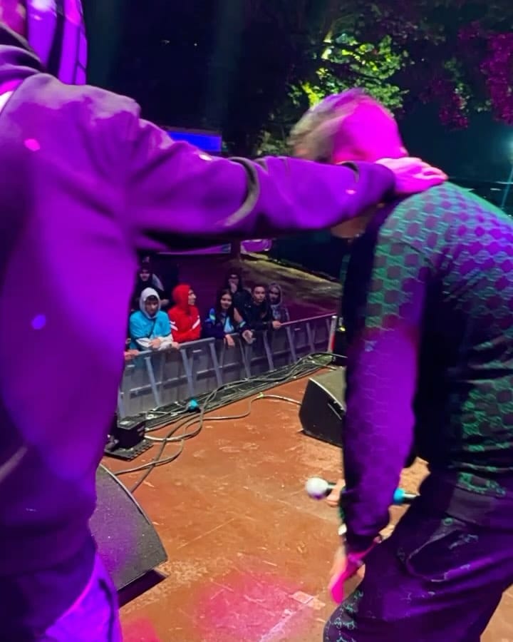 Post 3 by 🍑LOS DUEÑOS DEL PERREO🍑 on Instagram (carousel)