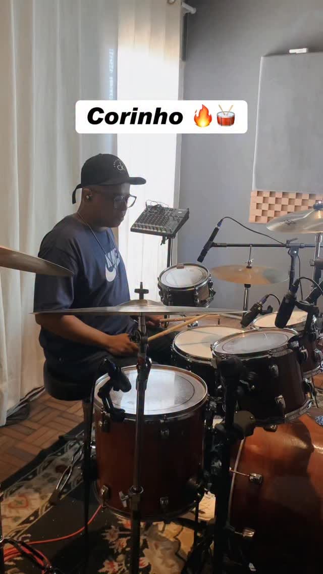 Post 6 by Gustavo Silveira on Instagram (video)