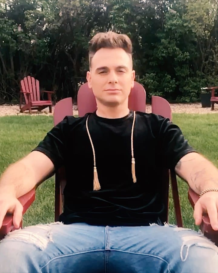 Post 3 by LOS FIVE on Instagram (video)