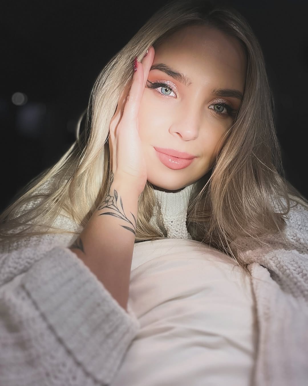 Post 10 by Natalia Siemieniecka OFICJALNE KONTO on Instagram (image)