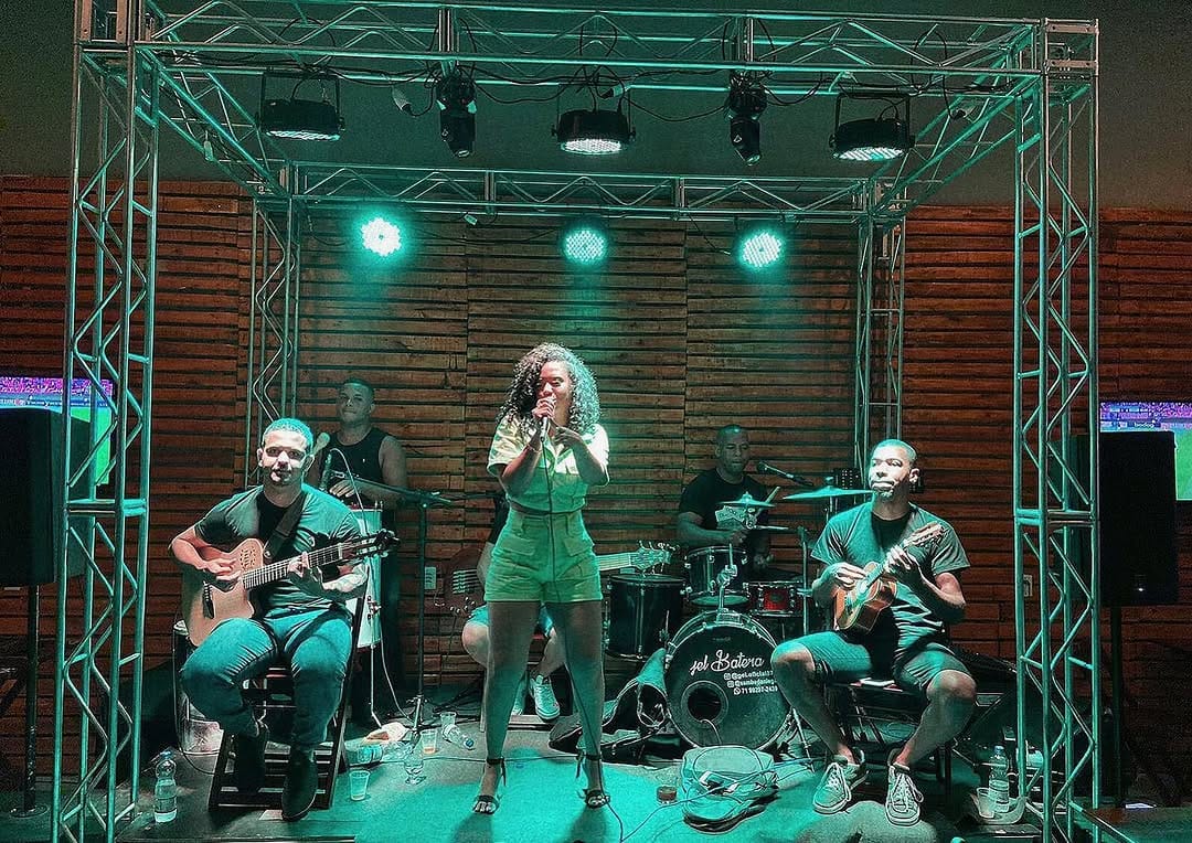 Post 4 by NIÊGA - Vanessa Oliver 🎤 on Instagram (image)
