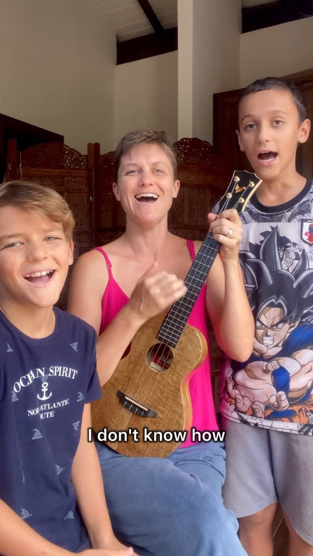 Post 3 by Lindsay Müller Music on Instagram (video)