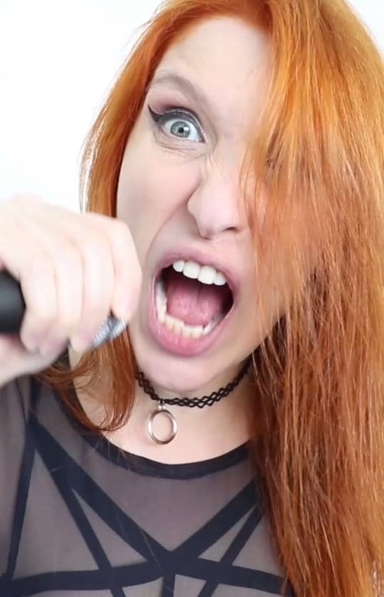 Post 10 by Angélica.Burns on Instagram (video)