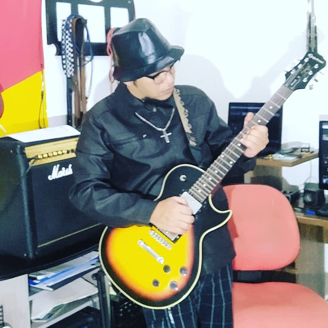 Post 8 by RAFAEL ESTRELA OLIVEIRA on Instagram (carousel)