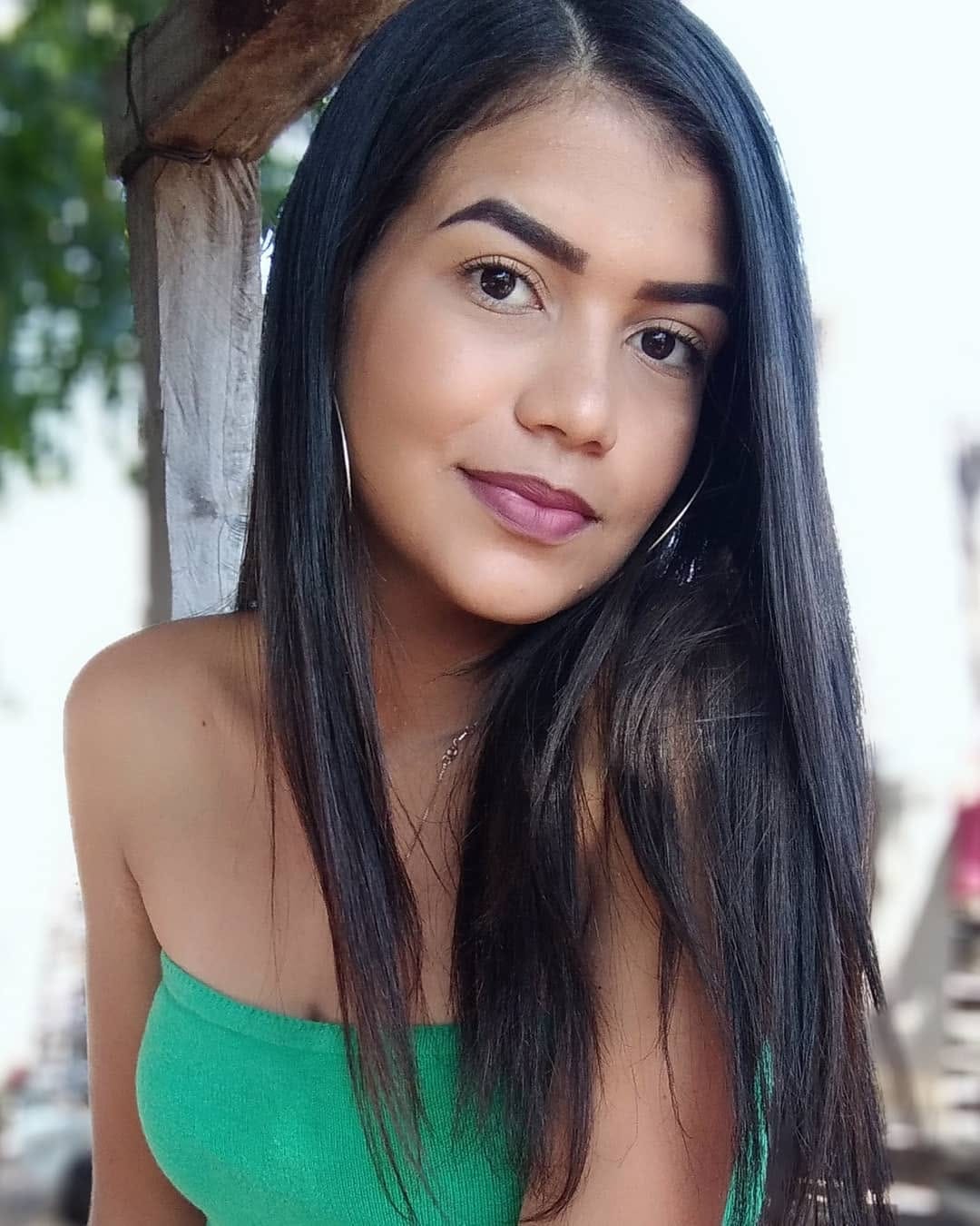 Post 6 by 🎈midinha❤ on Instagram (image)