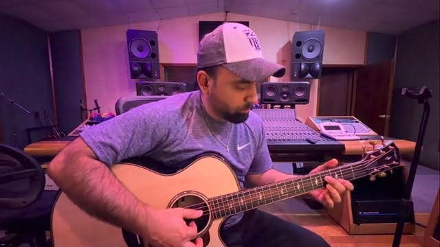 Post 1 by Dany Fender on Instagram (video)