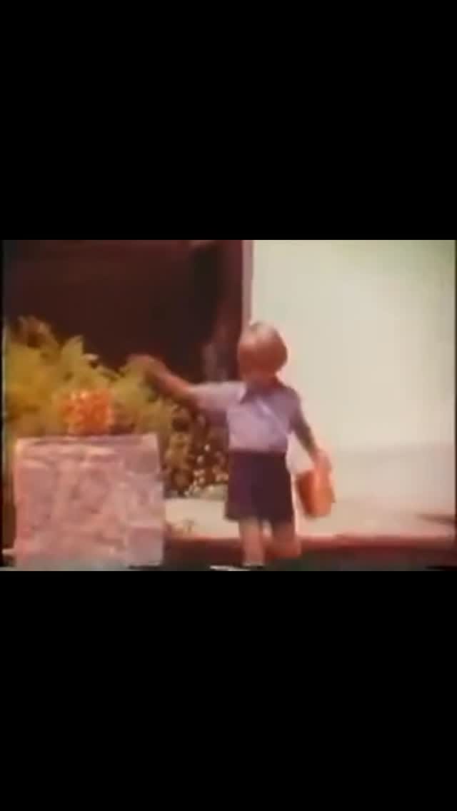 Post 8 by Macakongs 2099 on Instagram (video)