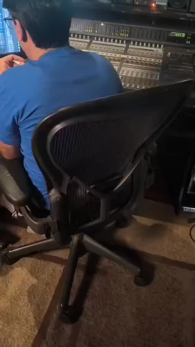 Post 10 by Macakongs 2099 on Instagram (video)