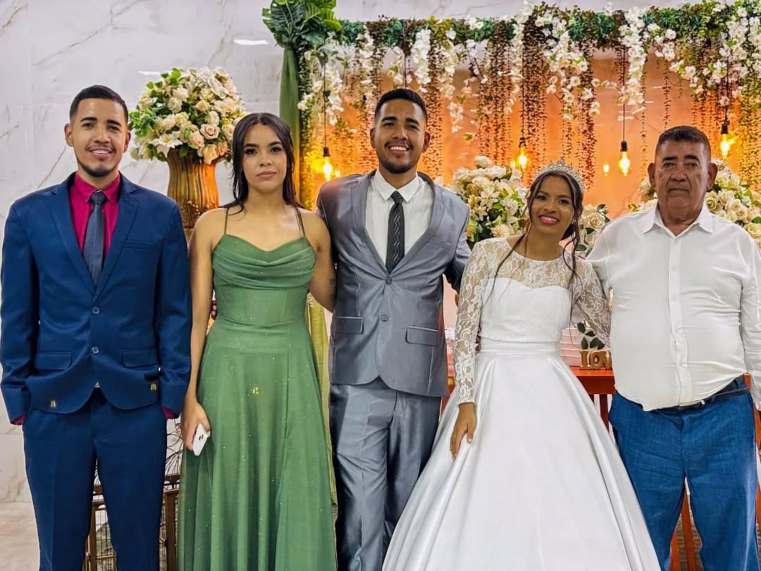 Post 1 by Israel De Sousa Adorno on Instagram (carousel)