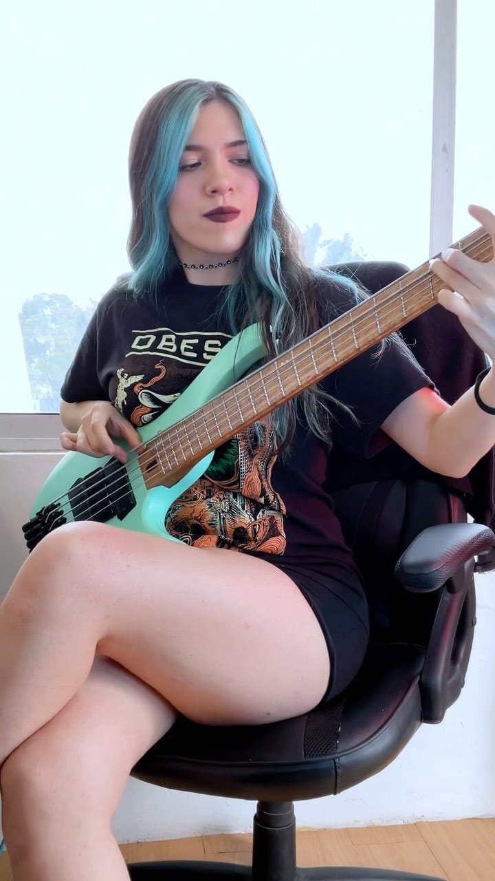 Post 10 by Elizabeth Schembri on Instagram (video)