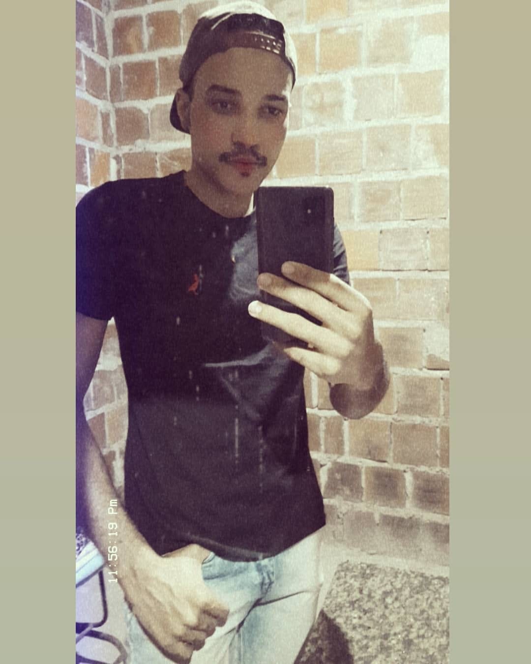 Post 10 by Anderson Fernandes on Instagram (image)