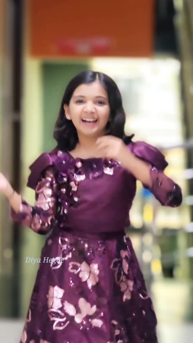 Post 4 by Diya Hegde on Instagram (video)