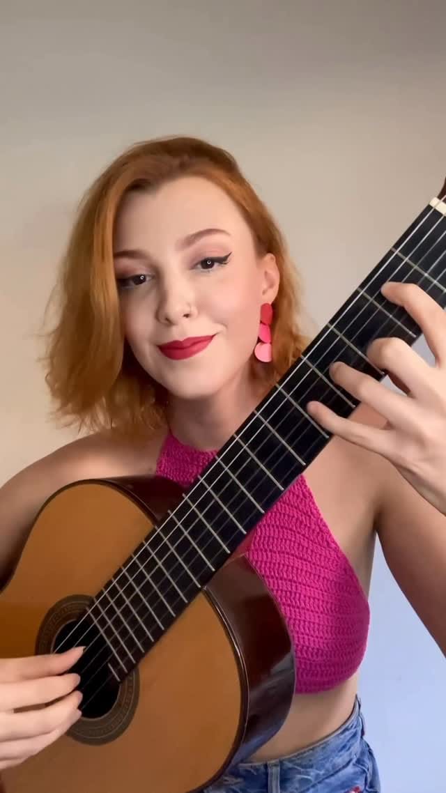 Post 9 by Ana Guerra on Instagram (video)