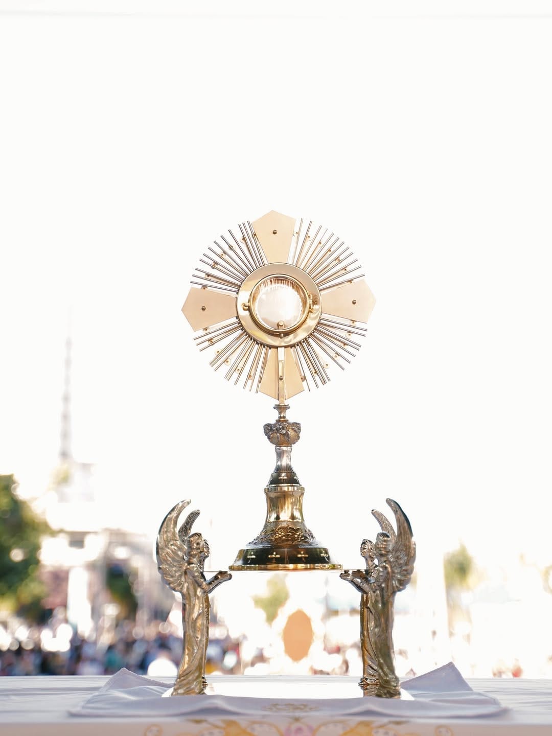 Post 5 by Catedral Bom Jesus da Lapa on Instagram (carousel)