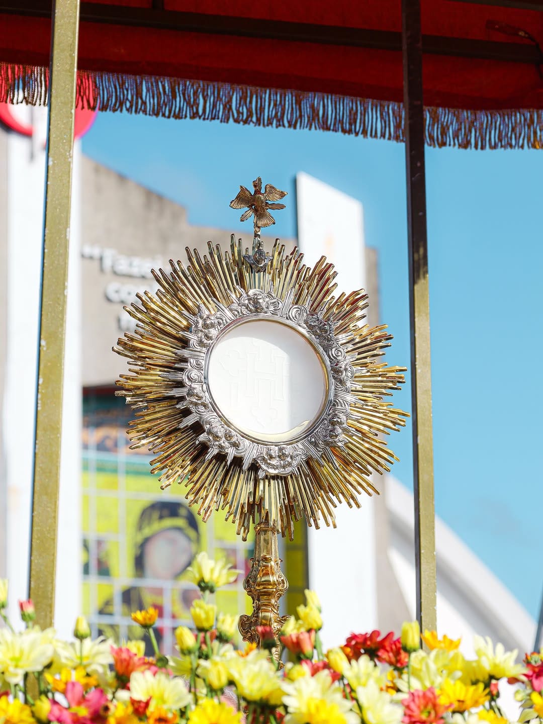 Post 6 by Paróquia Santuário Aparecida on Instagram (carousel)