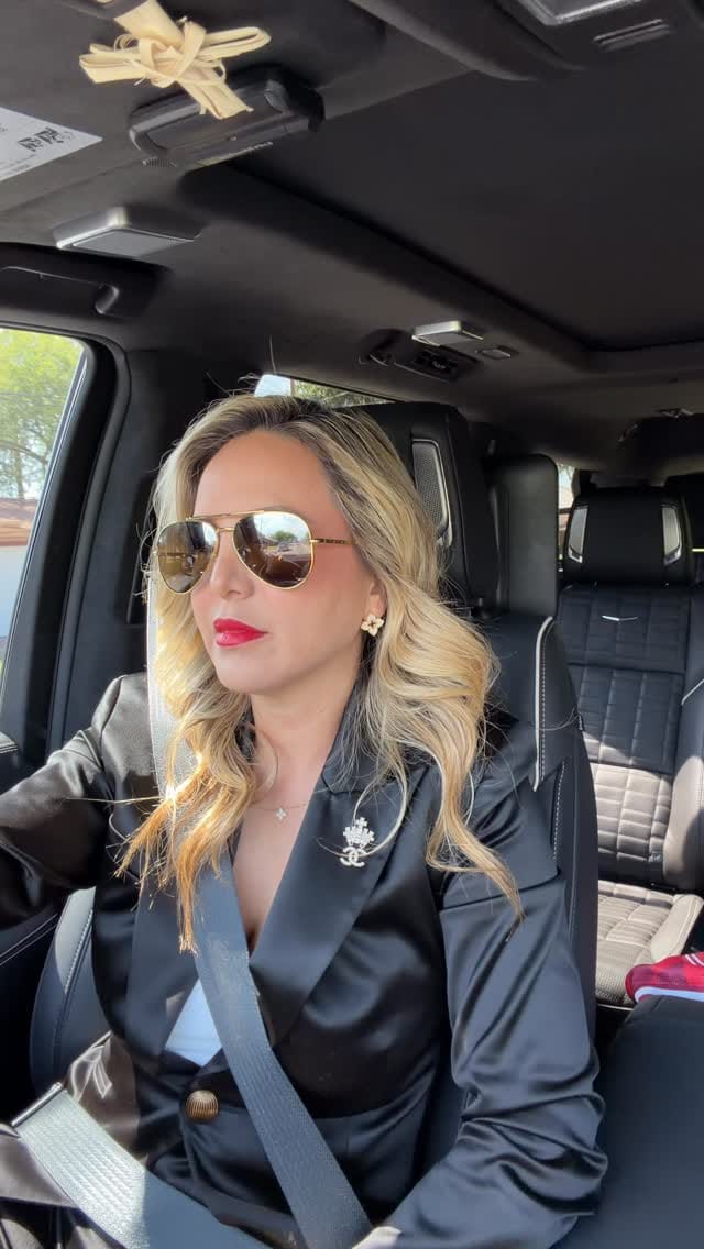 Post 5 by Claudia Cantu-Flores on Instagram (video)