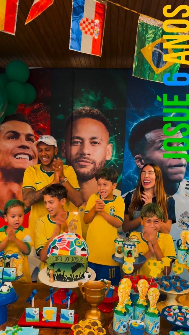 Post 3 by Danielle Andre De Araujo on Instagram (video)