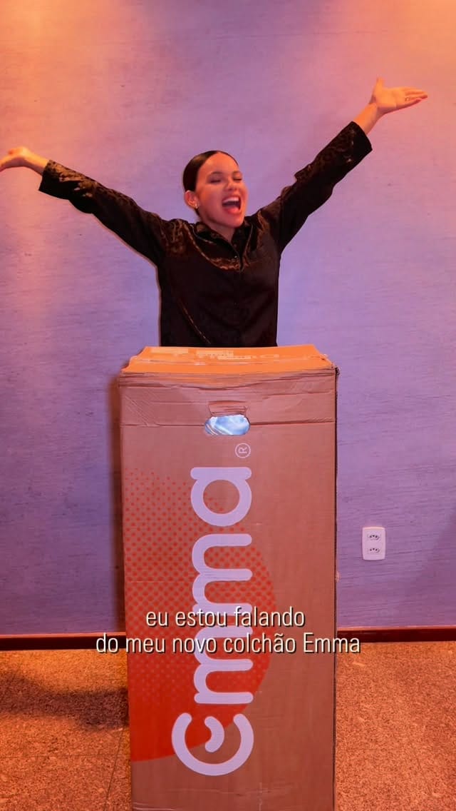 Post 1 by Flávia Joyce on Instagram (video)