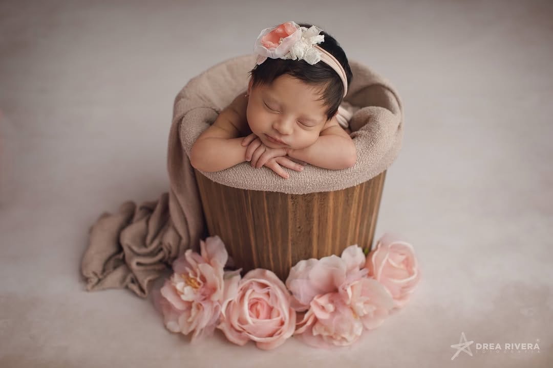 Post 1 by Drea Rivera | Fotografía de bebés Querétaro on Instagram (carousel)