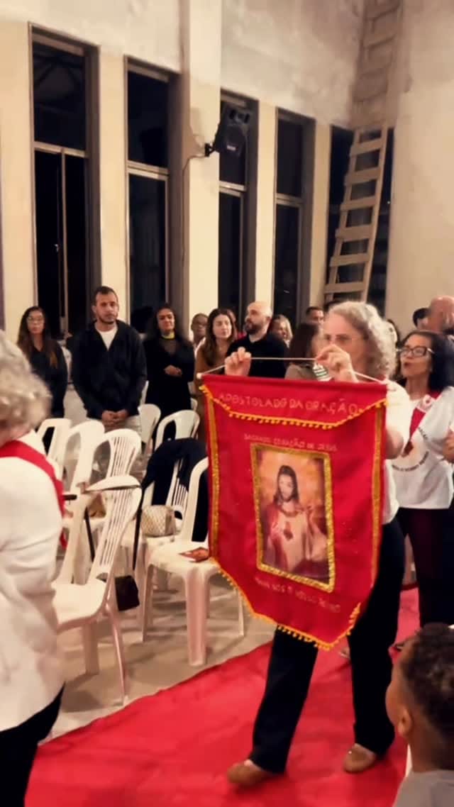 Post 5 by Paróquia Santo Antônio de Pádua on Instagram (video)