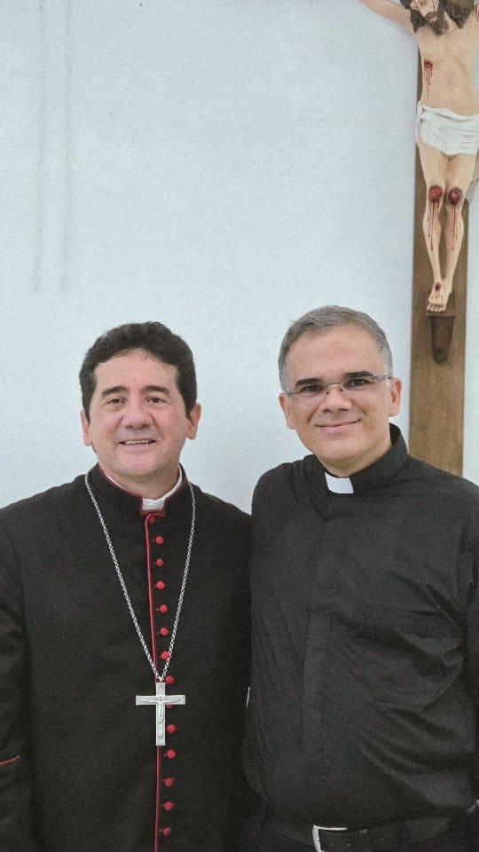 Post 8 by Paróquia do SS. Coração Eucarístico de Jesus on Instagram (video)