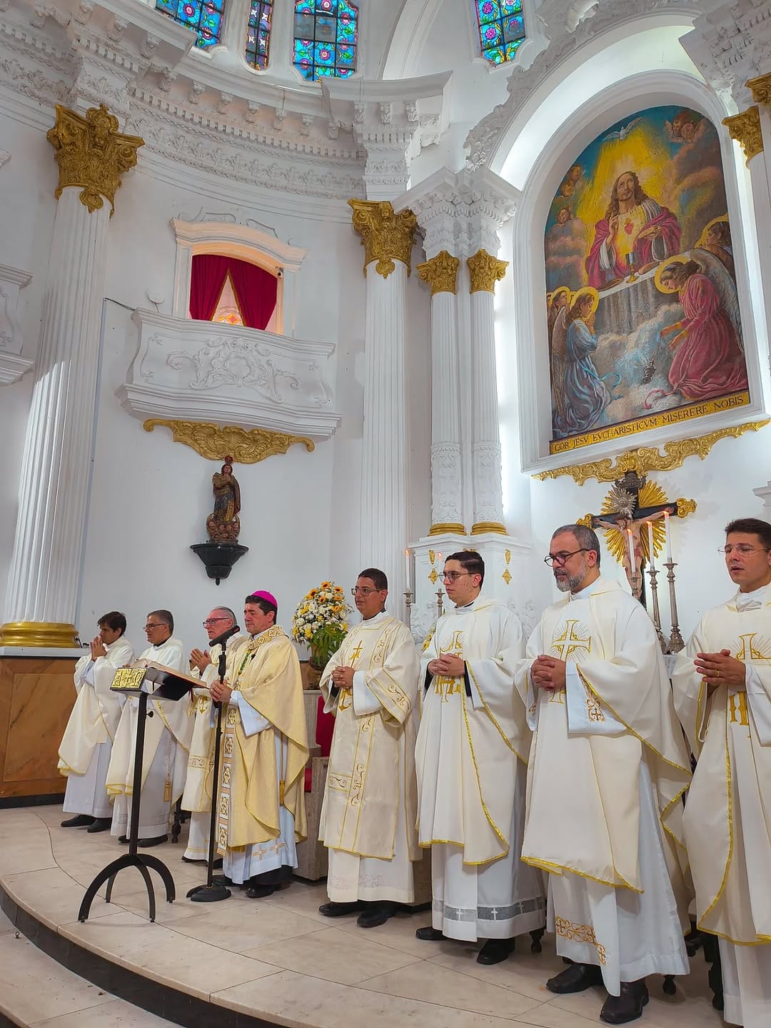 Post 2 by Paróquia do SS. Coração Eucarístico de Jesus on Instagram (carousel)
