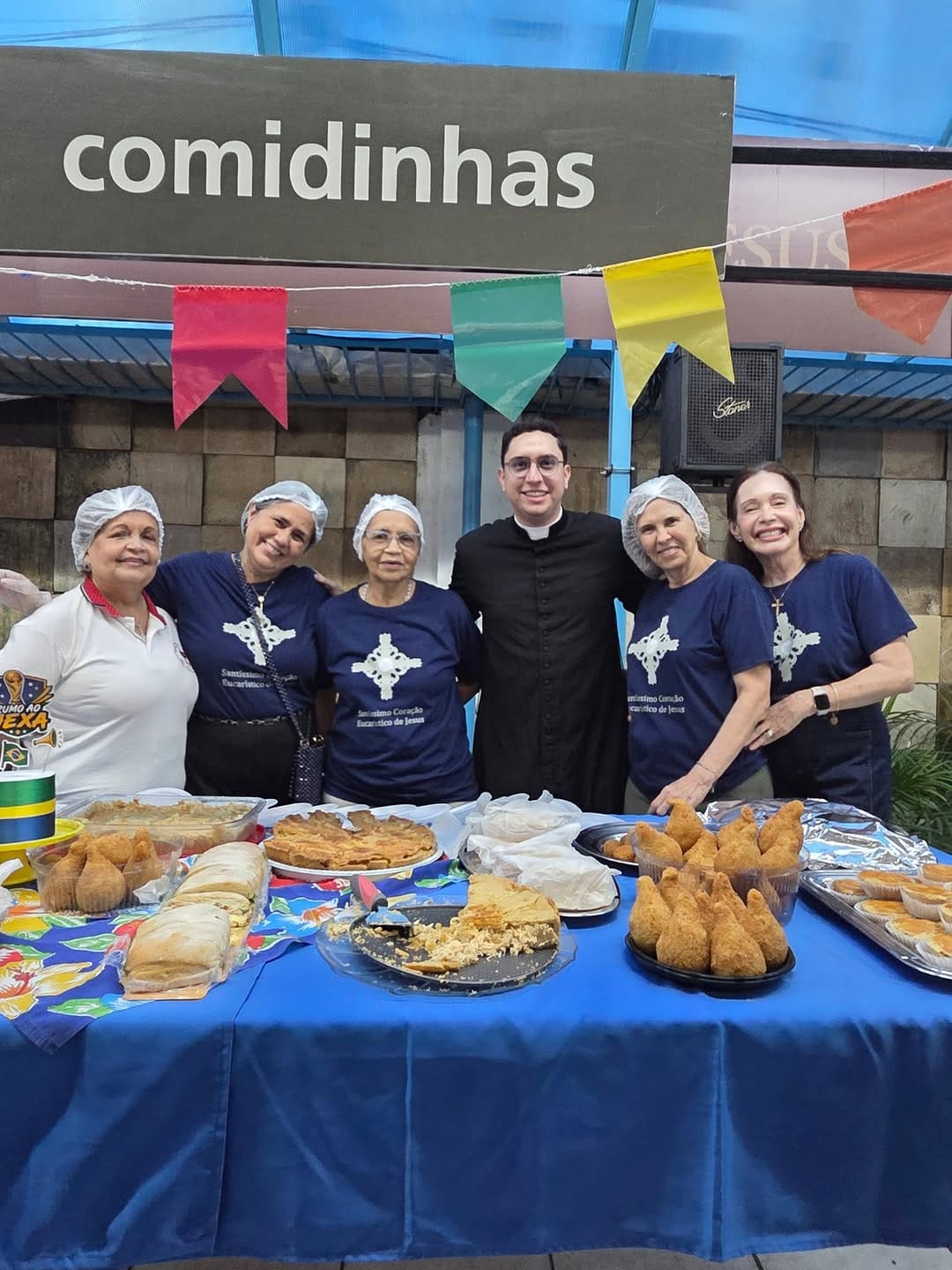 Post 6 by Paróquia do SS. Coração Eucarístico de Jesus on Instagram (carousel)