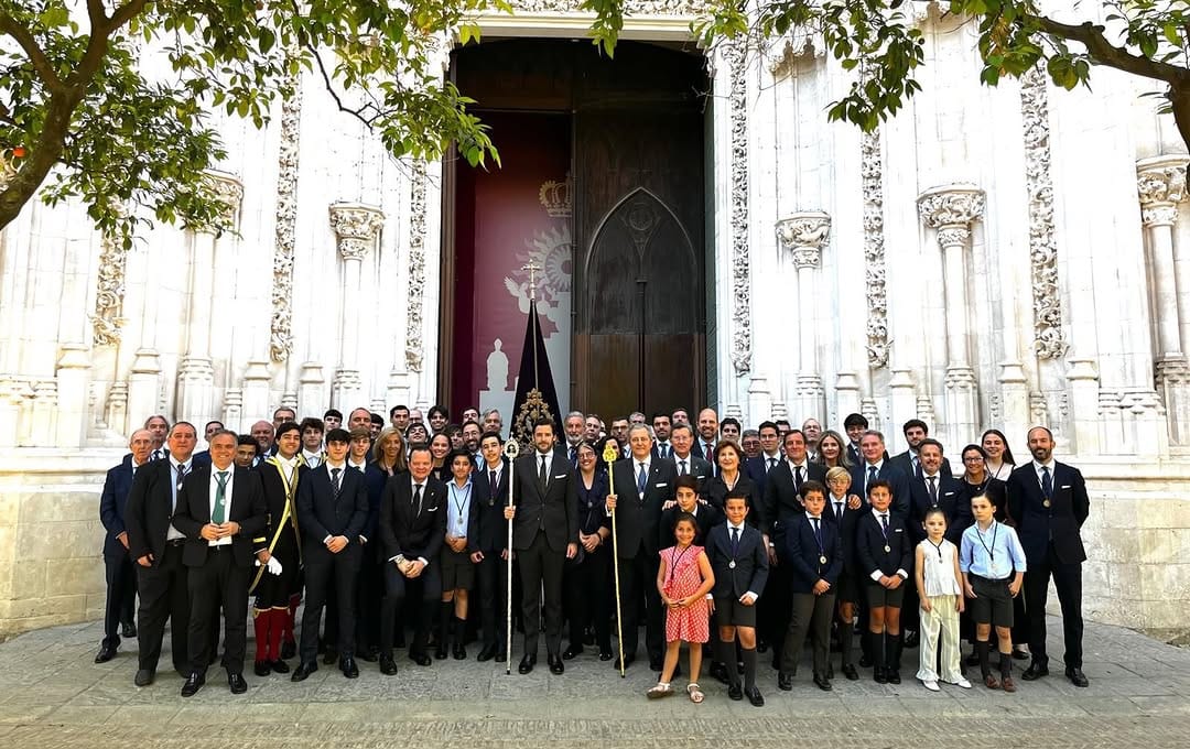 Post 3 by Hermandad de Pasión on Instagram (image)