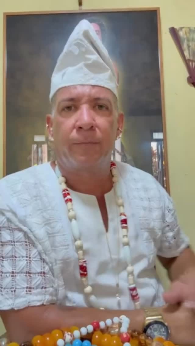 Post 8 by Ilê Arco de Ouro on Instagram (video)