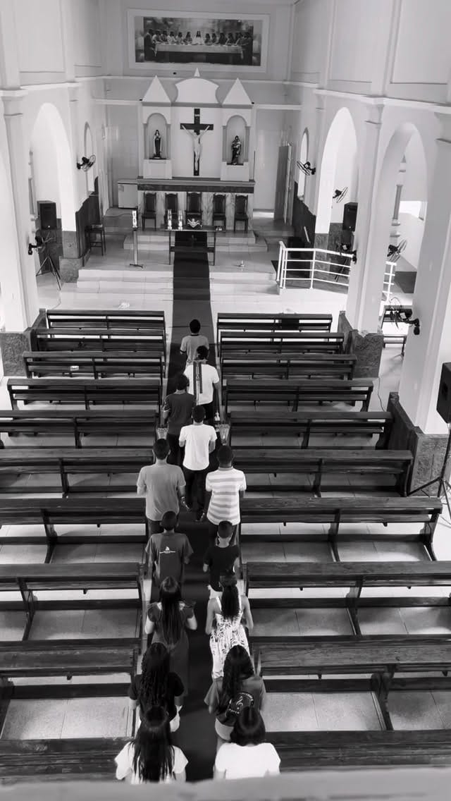 Post 9 by Acólitos & Coroinhas✨ on Instagram (video)