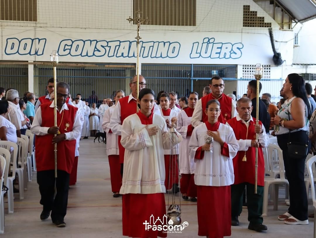Post 2 by Diocese de Penedo on Instagram (carousel)