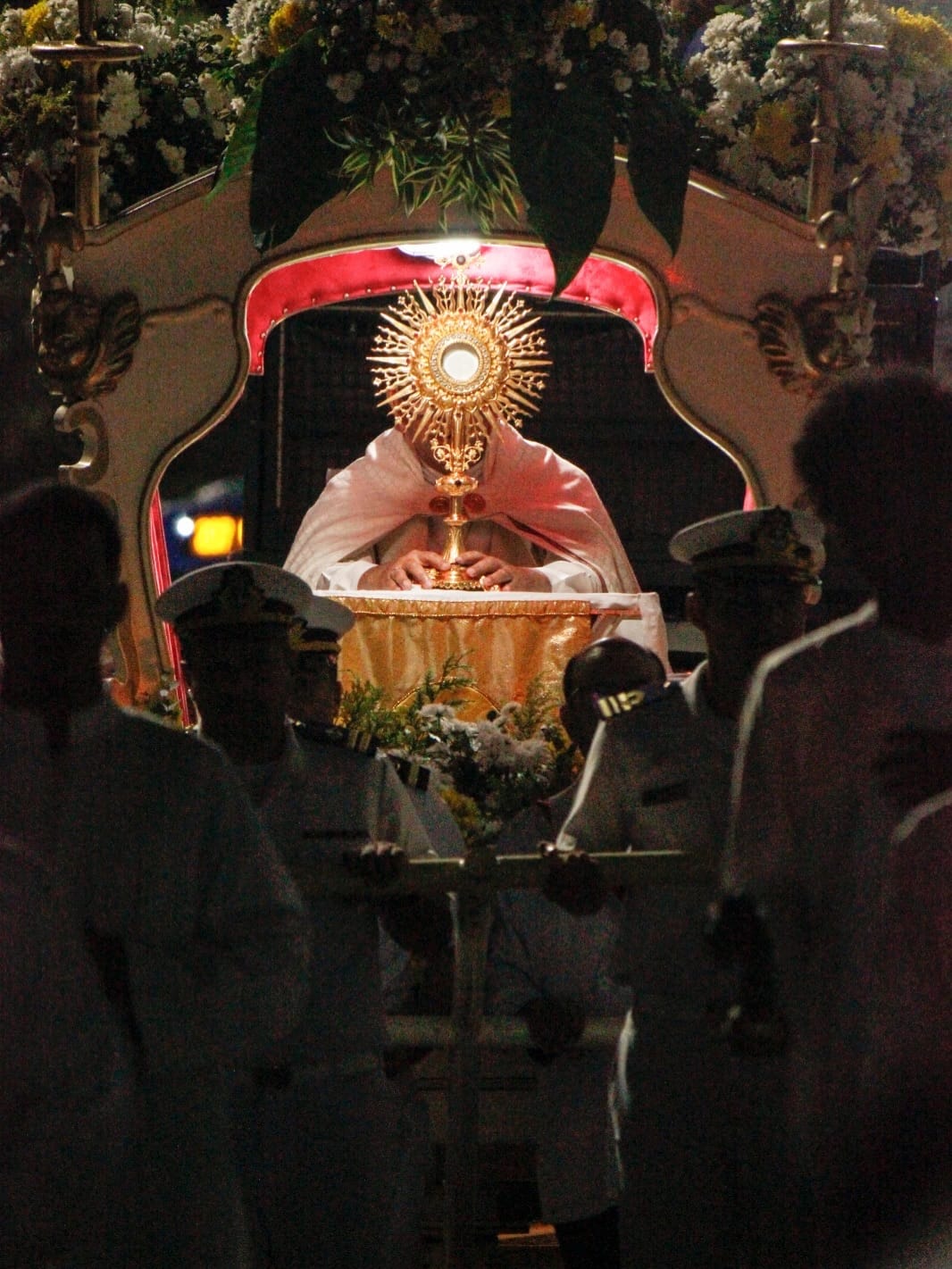 Post 4 by Paróquia Nossa Senhora das Grotas on Instagram (carousel)