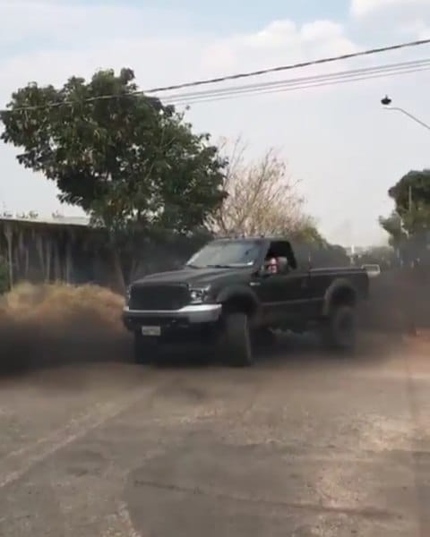 Post 2 by Point Das Naves on Instagram (video)