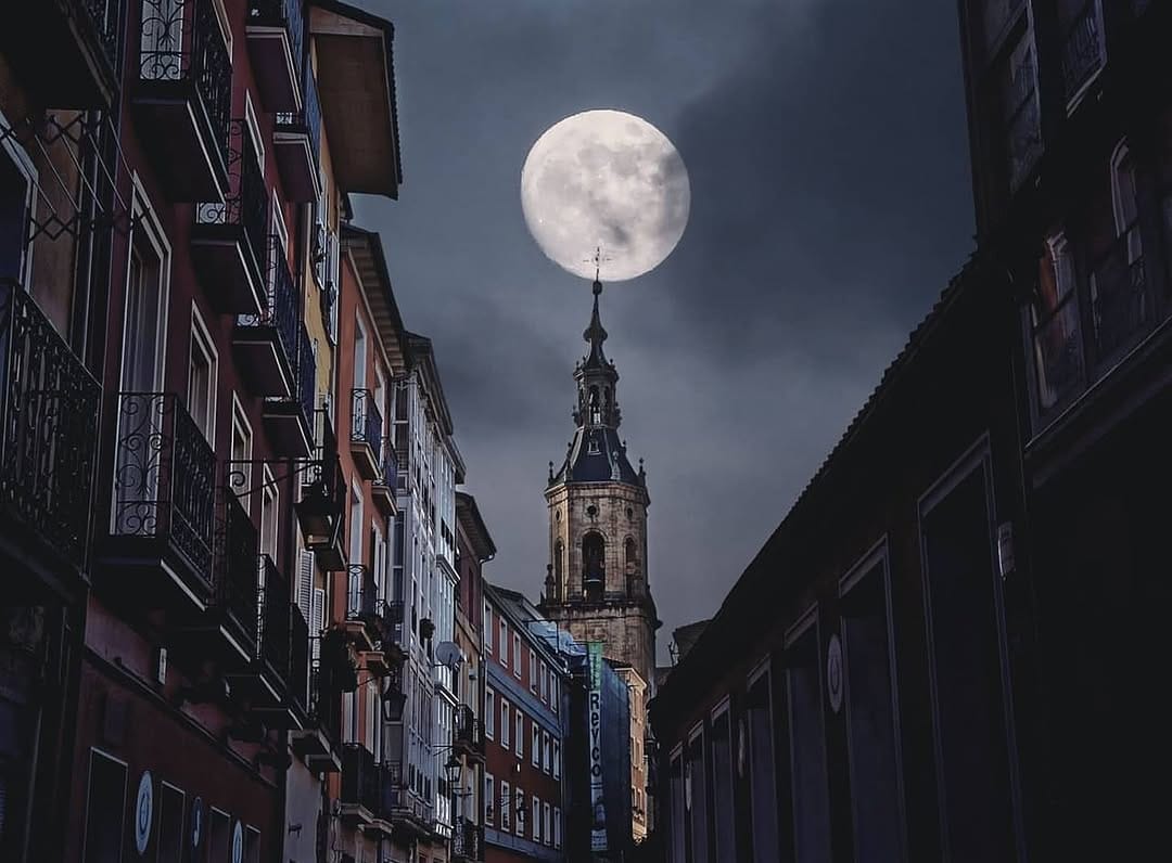 Post 9 by Loves_Gasteiz on Instagram (image)