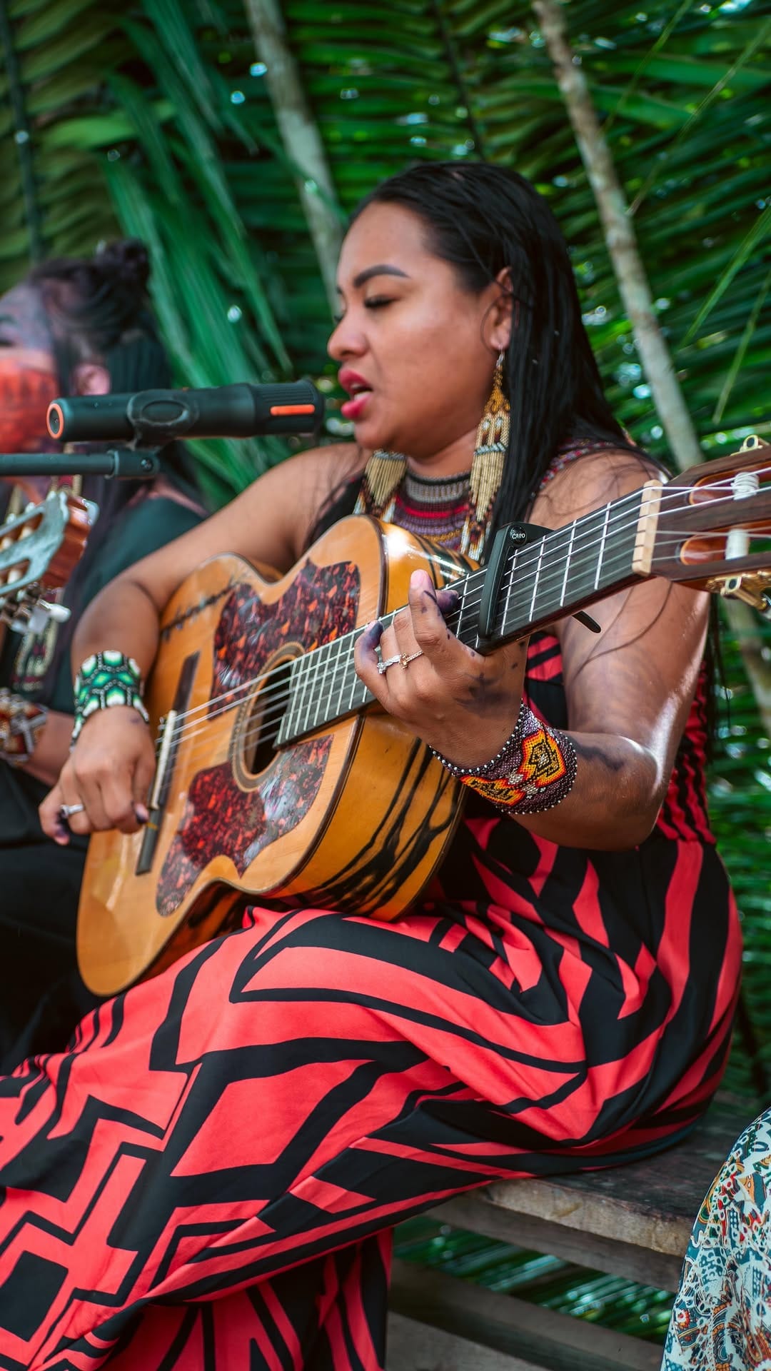 Post 6 by Yawanawa Retreats on Instagram (video)