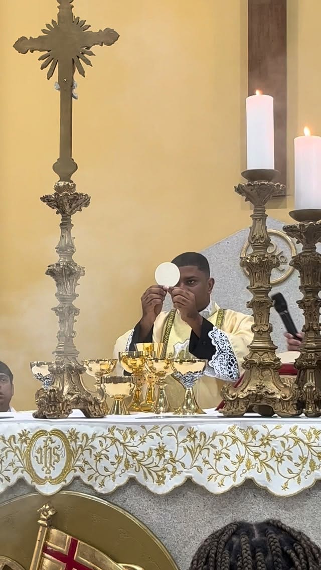 Post 6 by Paróquia Nossa Srª do Rosário de Fátima e Stº Antônio de Lisboa on Instagram (video)