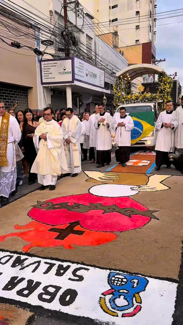 Post 8 by Diocese de Campos on Instagram (video)