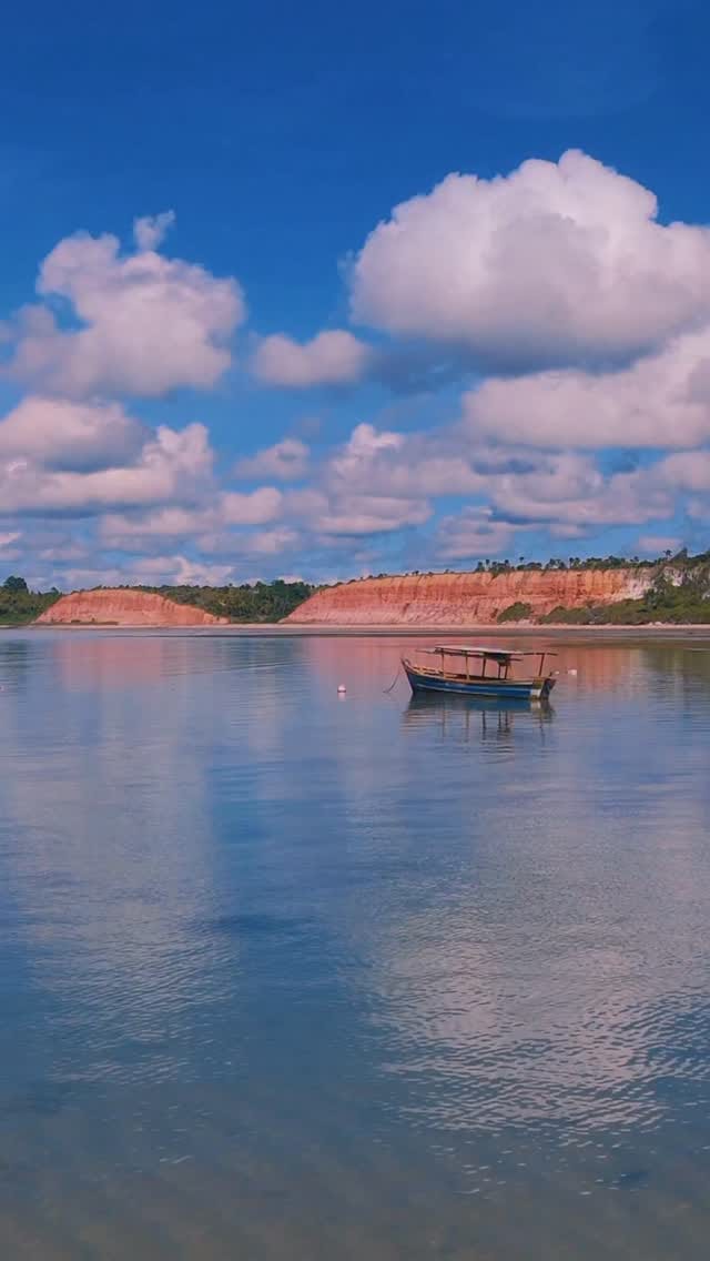 Post 1 by Prado Bahia on Instagram (video)