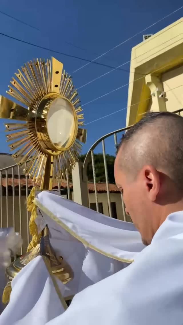 Post 3 by Paróquia Jesus Bom Pastor on Instagram (video)