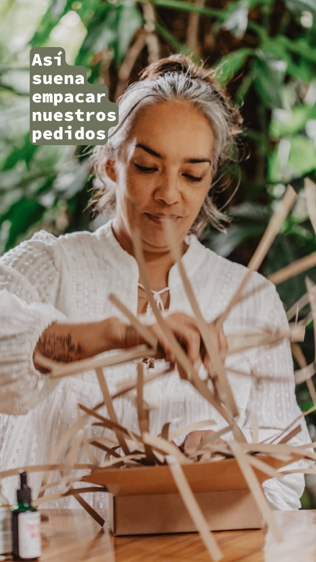 Post 3 by Green Roots 🌱 Botánica Ancestral on Instagram (video)