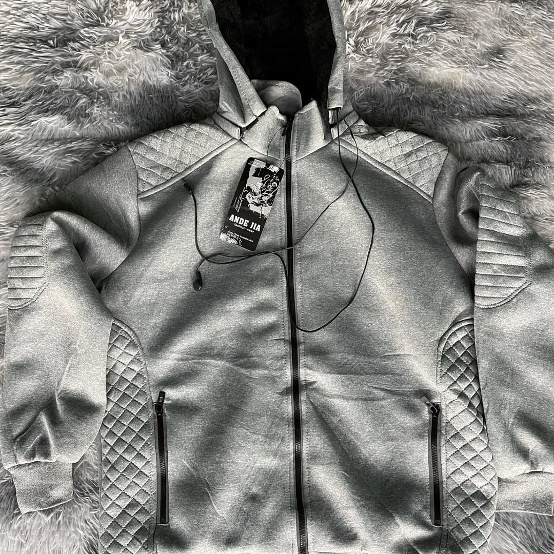 Post 4 by Street House on Instagram (carousel)