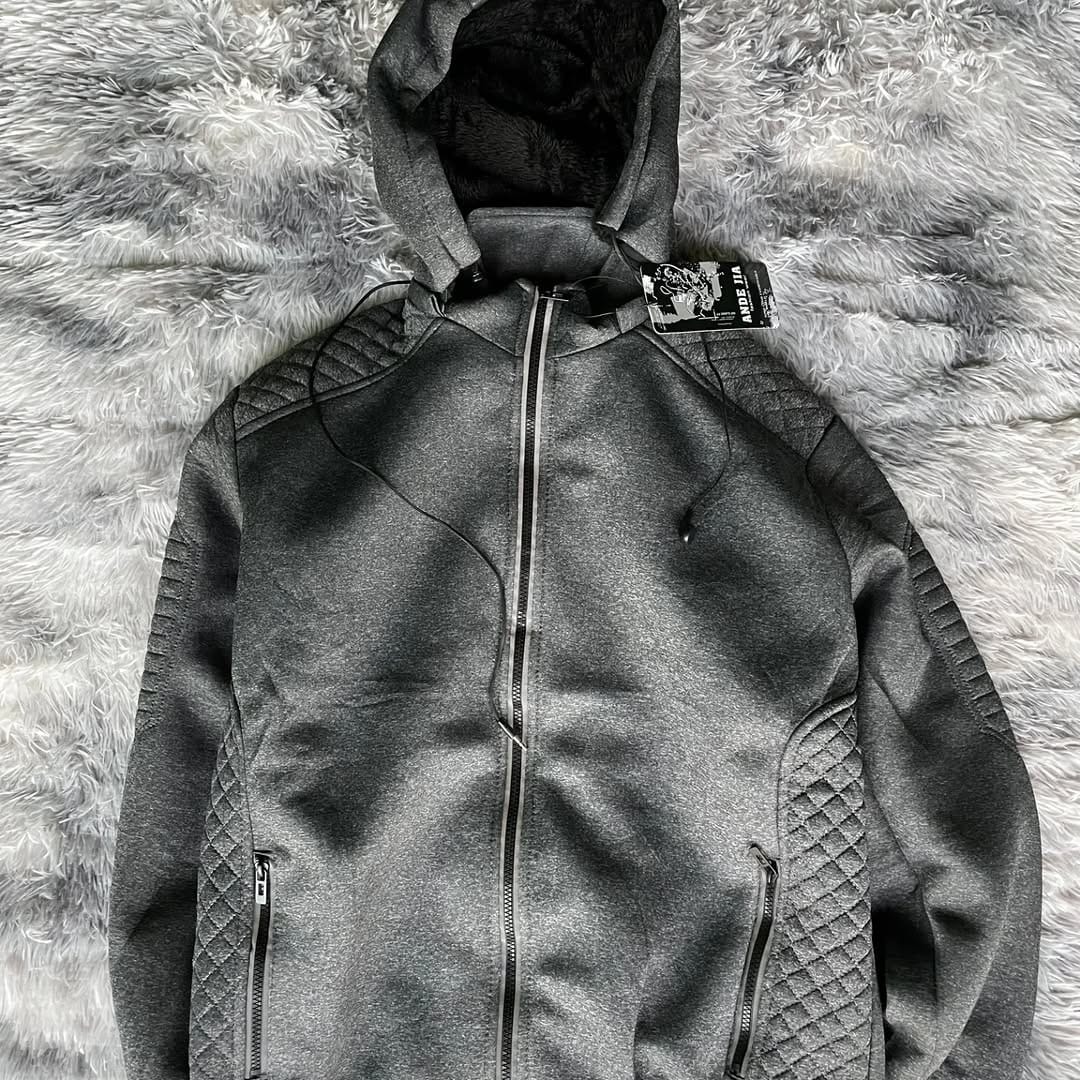 Post 3 by Street House on Instagram (carousel)