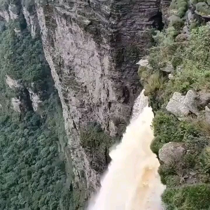 Post 8 by Guia na Chapada Diamantina Petrúcio Trek Trekking on Instagram (video)