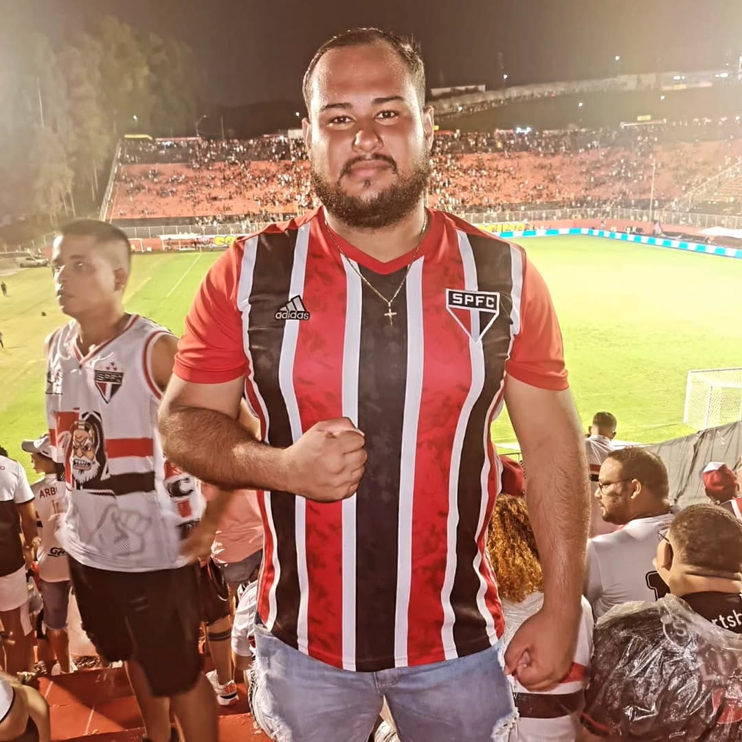 Post 8 by Vitor Sapucaia on Instagram (image)